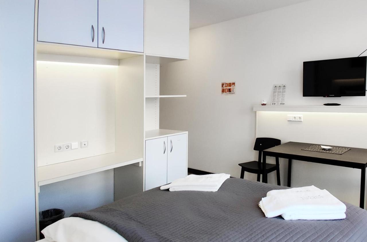 6 Rooms Apartments Берлін Екстер'єр фото