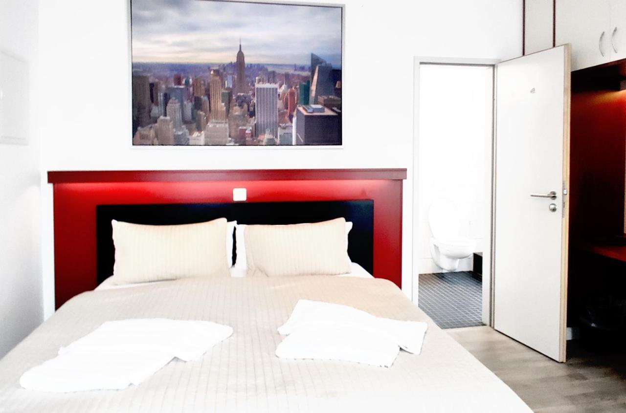 6 Rooms Apartments Берлін Екстер'єр фото